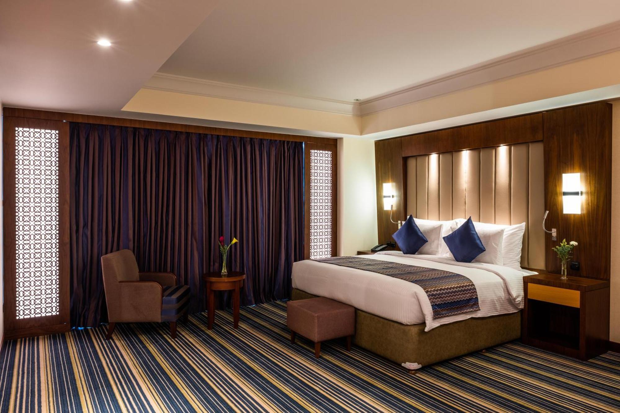 Royal Tulip Muscat Hotel Kamer foto
